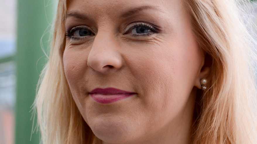 Runoilija Sinikka Vuola (v. 2012)