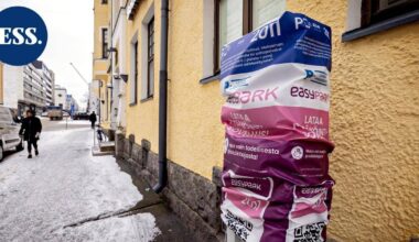 Näppis | Huollattaisin sukset keskustan kivijalkaliikkeessä, mutta puhelimen akku sippaa pakkasessa | Pääkirjoitus & mielipide