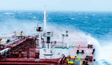 Osakeidea: SLB NV - energiajättiläinen käänteen kynnyksellä