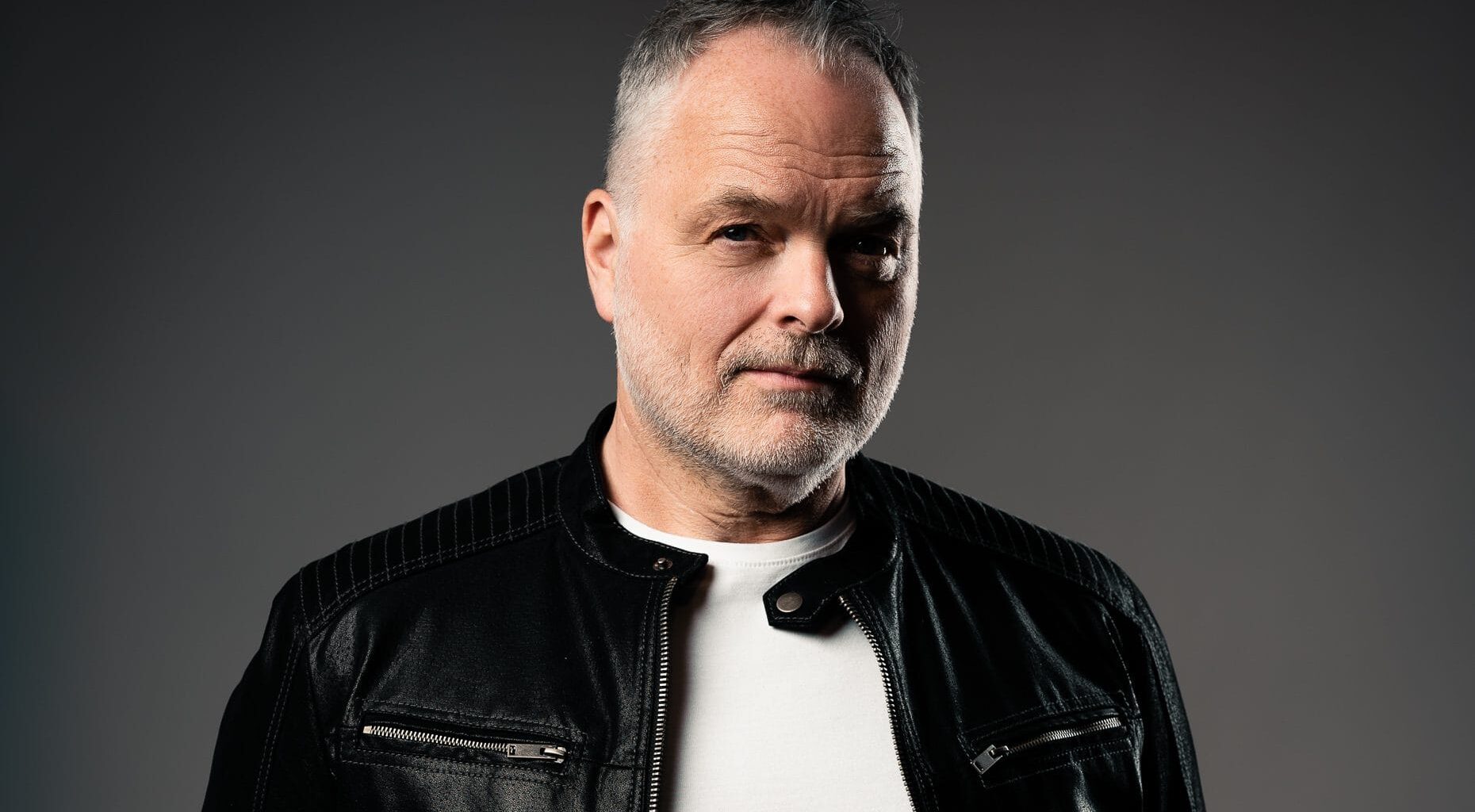 Juhlavuottaan viettävä Charles Plogman: raskas peruutuspäätös