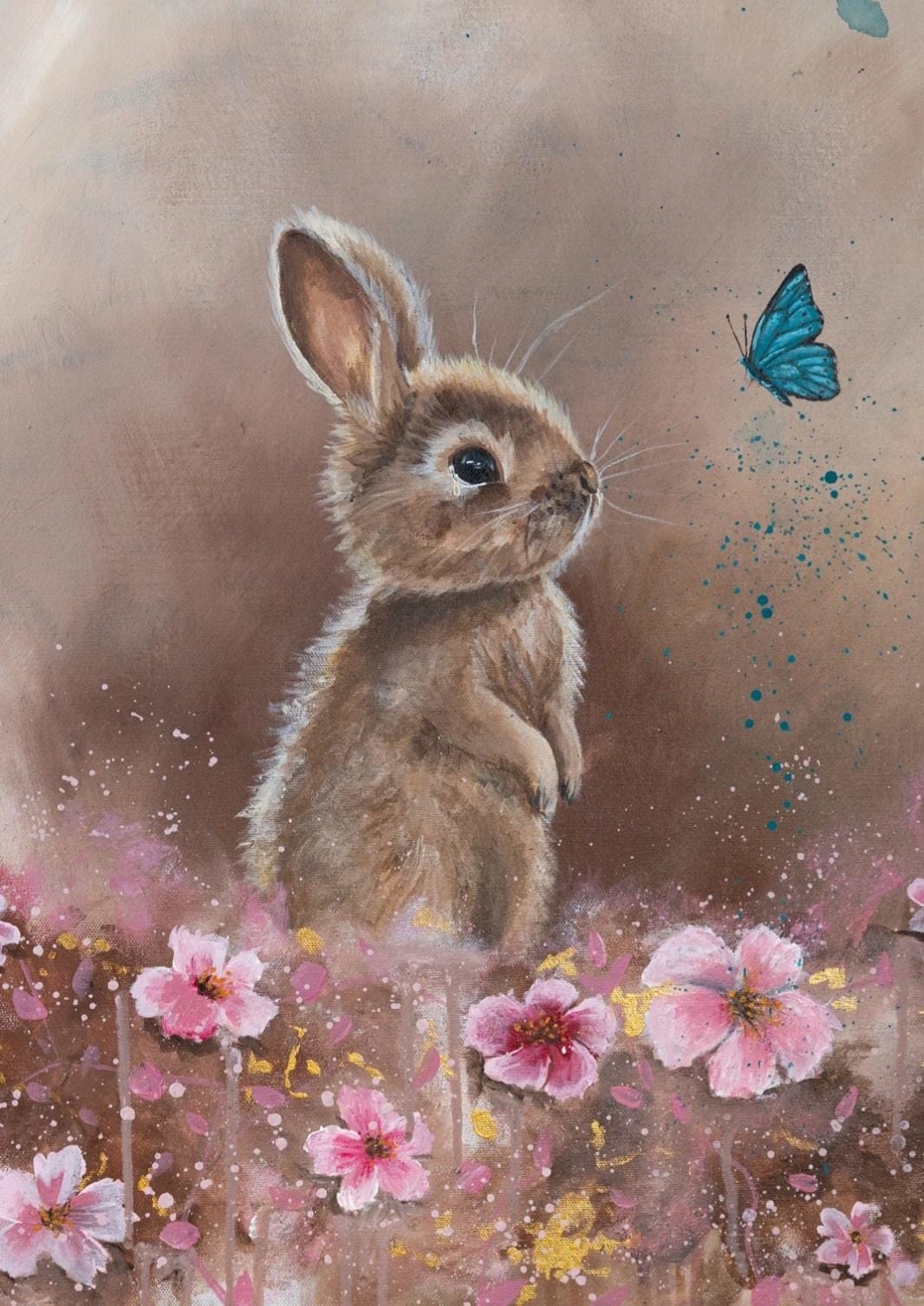 Herkkyyden voima -teos kertoo siitä, että herkkyys on vahvuus. Että ei tarvitse pelätä sitä, vaan voi uskaltaa näyttää aistivansa voimakkaasti.