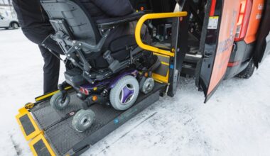 Sosiaali- ja terveydenhuollon kuljetuspalveluihin oikeutetut asiakkaat tilaavat kuljetuksen uudesta numerosta 1.2.2026 alkaen Keski-Suomen hyvinvointialueella