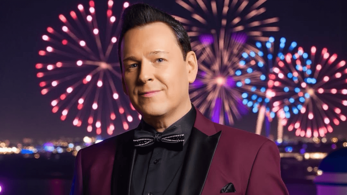 Salarakkaasta vihjailtu Kari Hirvonen lensi Espanjaan – perhe-elämä kukoistaa