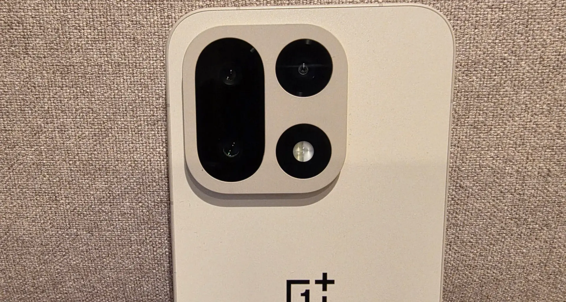 Villit OnePlus 16 -huhut alkoivat jo