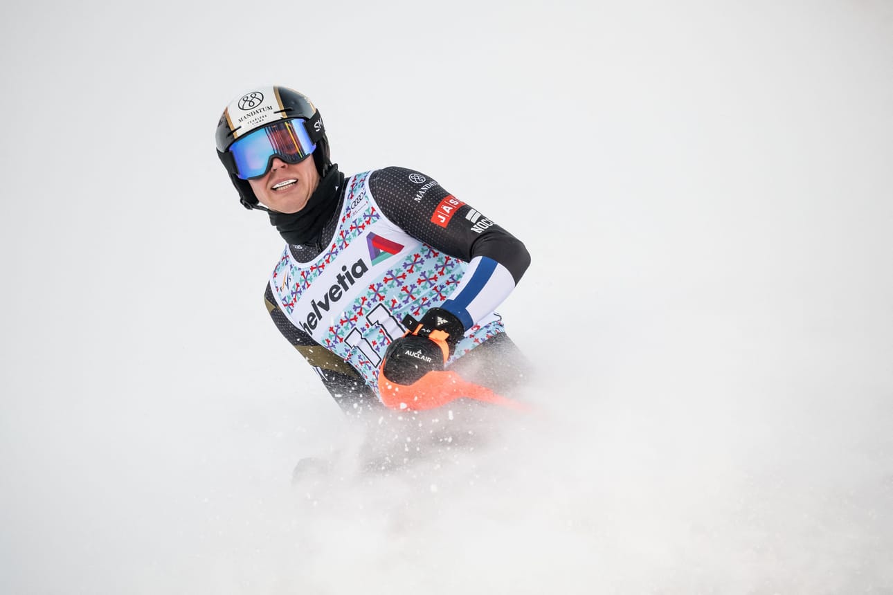 Eduard Hallberg aloitti hyvin ja oli ensimmäisen kierroksen jälkeen kolmas.