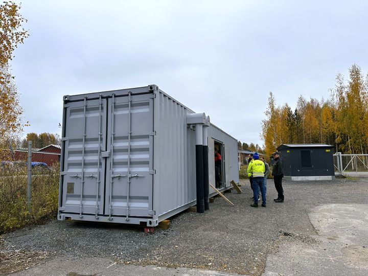 Uutta%20kaukol%E4mp%F6kattilaj%E4rjestelm%E4%E4%20juhlistettiin%20avoimien%20ovien%20p%E4iv%E4ss%E4%20lokakuussa%202025.