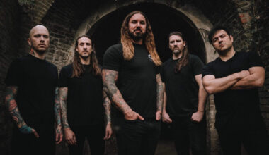 Tim Lambesis mokasi toisen mahdollisuutensa, sanoo ex-As I Lay Dying -rumpali - "Toivoimme sokeasti parasta..."