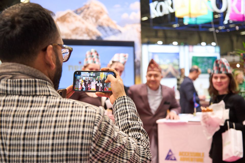 Matkamessujen matkailututkimus ja lomamatkaennuste 2026 – tekoäly nostattaa matkakuumetta