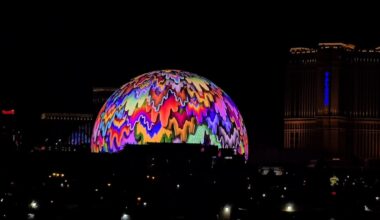 Edesmennyttä Bob Weiriä kunnioitettiin näyttävästi - Yhdysvaltalaiset maamerkit kylpivät tutuissa väreissä