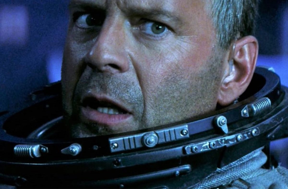 Illalla tv:ssä: NASAn toimistolla revitään huumoria tästä katastrofileffasta - skenaario on huvittavan epäuskottava