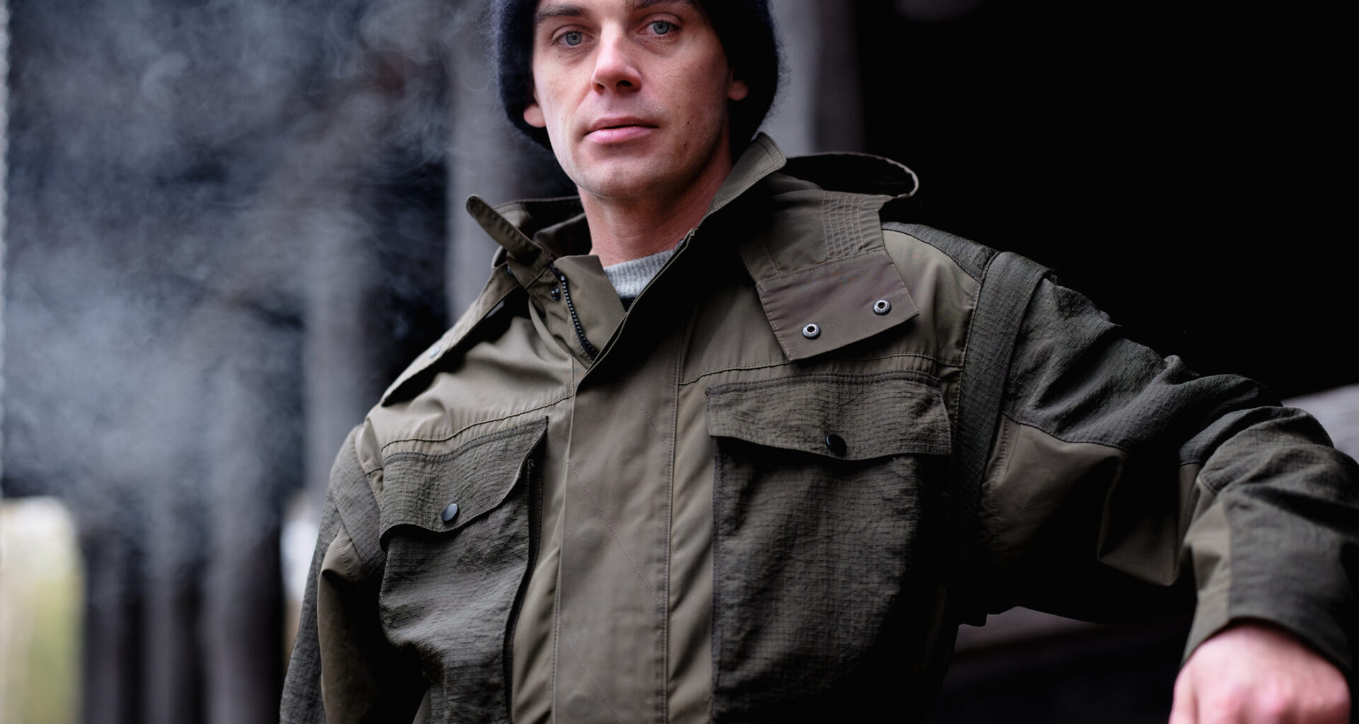 Lauri Tilkanen alkoi neuloa reilu vuosi sitten – tämä työ on tekeillä nyt