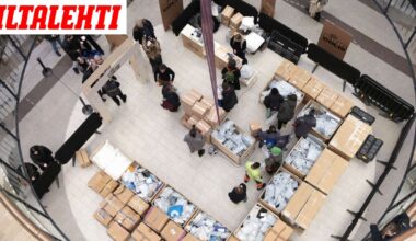 Kommentti: Hirveä jono paljasti jotain ihmisistä - Iltalehti