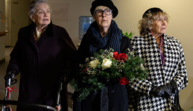 Ehtoolehto-sarjassa hoivakodissa tapahtuu kummia