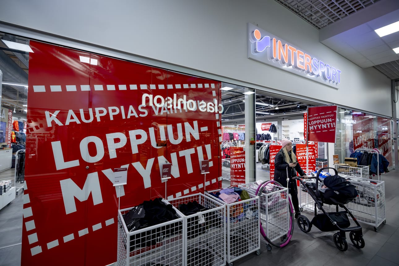 Seinäjoen Intersport saa uuden yrittäjän. Pitkään urheilukauppaa luotsannut pari luopuu myymälästä.