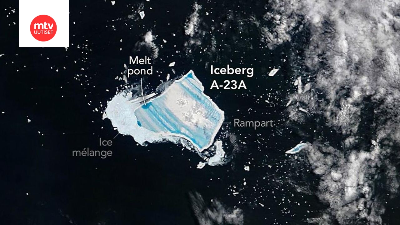 A-23A -jäävuori on hajoamispisteessä. Terra-satelliitin ottama kuva joukukussa 2025.