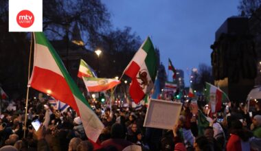 Yhdysvaltain mukaan Iranin oli tarkoitus teloittaa 800 ihmistä. Kuva Iranin hallinnon vastaisesta mielenosoituksesta Lontoosta