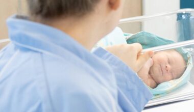 Ryhmäohjaus tuo lisätukea perheille heti vauvan syntymän jälkeen