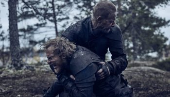 Arvio: Kullervo-spektaakkeli on kuin kalevalainen luontodokkari rytmitettynä Die Hard -poljennolla