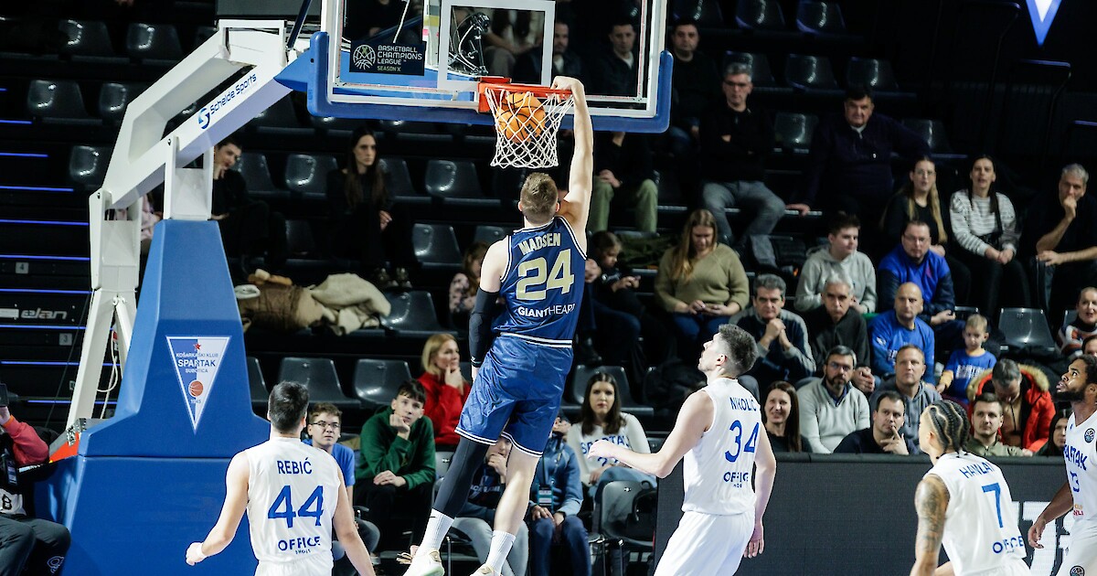 Alexander Madsen siivitti Karditsan jatkoon Mestarien liigassa