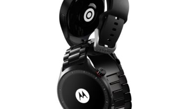 Motorola Moto Watch.