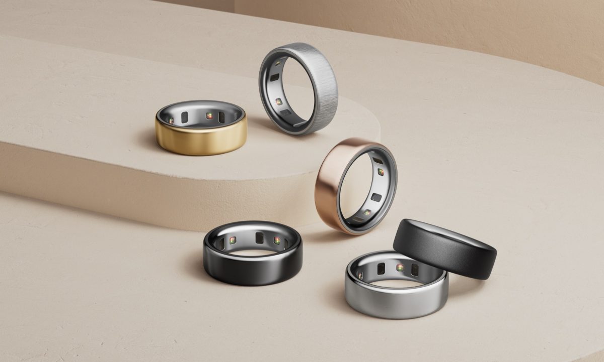 Kuvassa Oura Ring 4 eri väreissä.