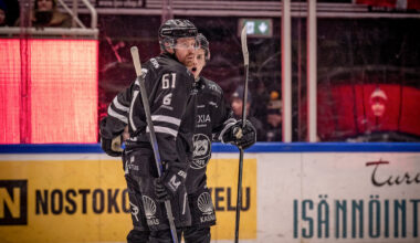 Ranskasta tullut Alexis Binner (61) keräsi kahdessa ensimmäisessä ottelussaan kolme tehopistettä.