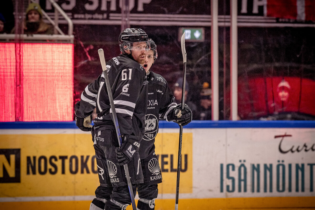 Ranskasta tullut Alexis Binner (61) keräsi kahdessa ensimmäisessä ottelussaan kolme tehopistettä.