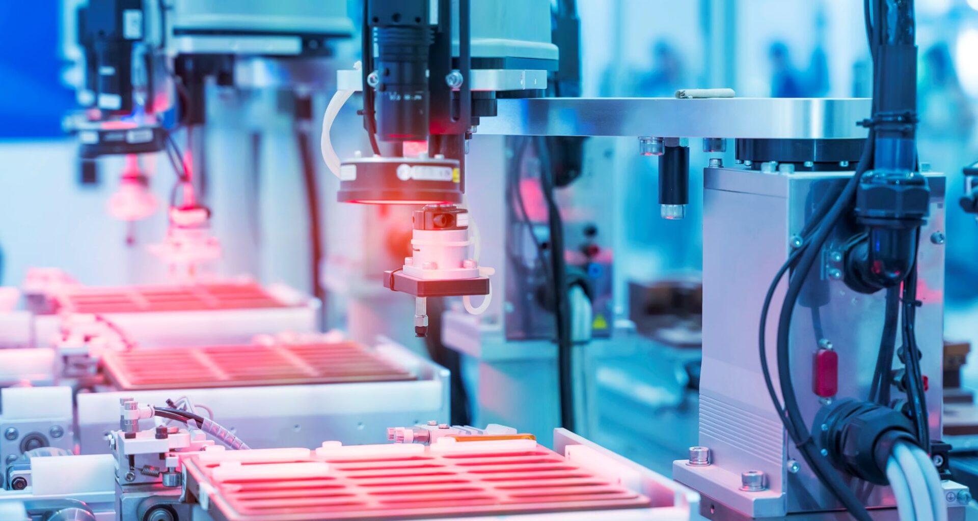 Teollisuuden tilausten arvo laski kolmatta kuukautta peräkkäin