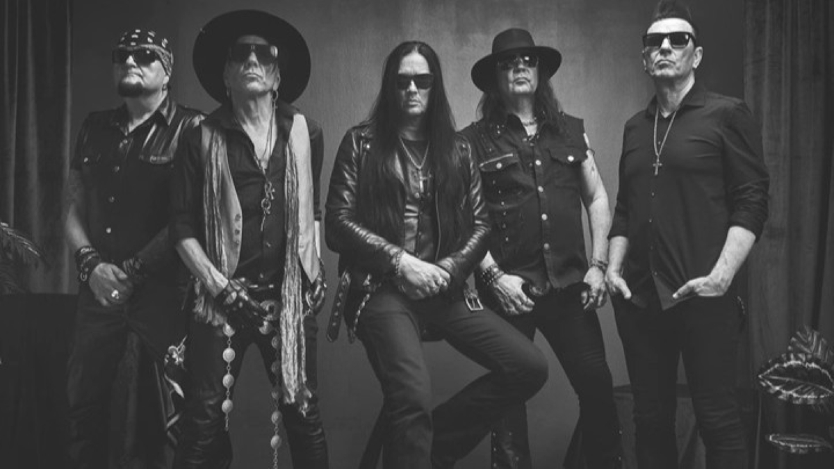 The 69 Eyes julkaisi kitaralegendan kanssa yhteistyönä syntyneen singlen, myös ep tuloillaan - "Parasta 'Kuusysiä' ikinä!"