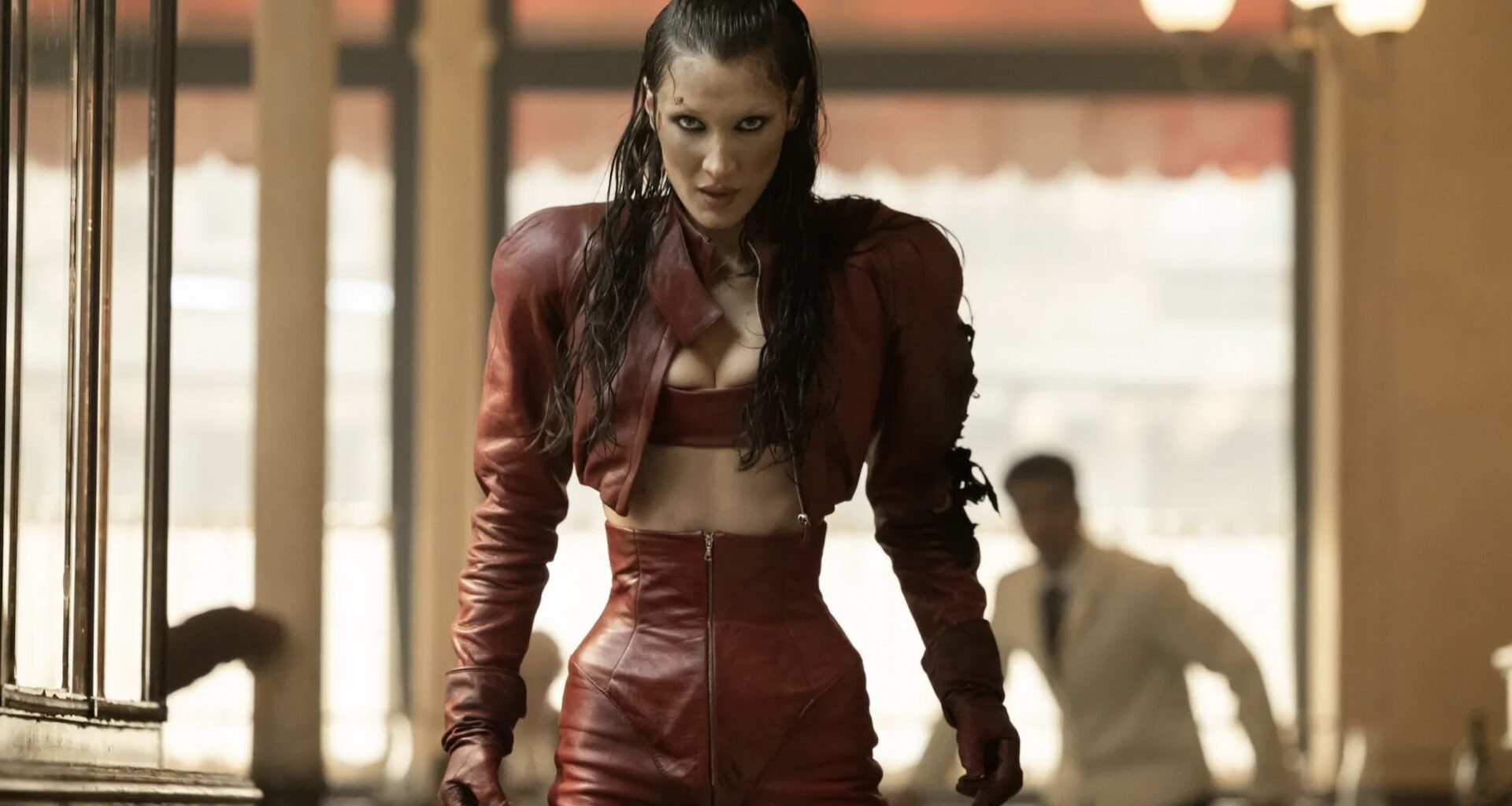 Monster-miehen uusi K18-sarja sukeltaa keskelle muotimaailman kauhuja – katso The Beautyn traileri