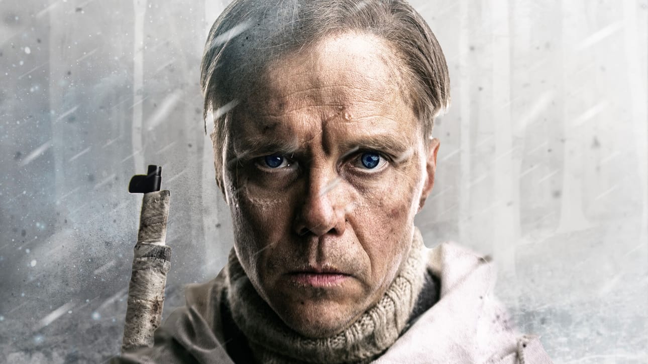 Jarkko Lahti esittää Simo Häyhää.