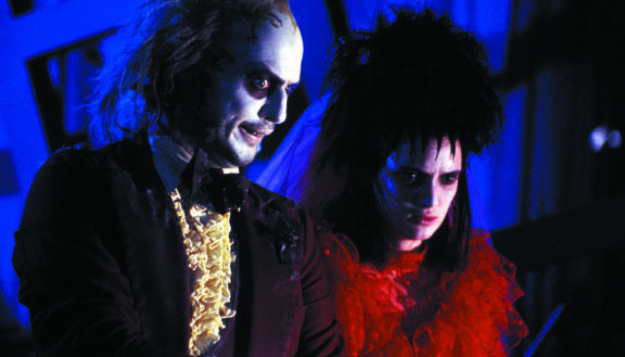 Beetlejuice (1988) oli Winona Ryderin suuri läpimurto ja elokuva, joka teki hänestä 'goottityttöjen' ikonin. Hän oli kuvausten alkaessa vain 16-vuotias. Winona näytteli elokuvassa Lydia Deetziä, synkkää ja herkkää teinityttöä, joka ystävystyy talossaan asuvien kummitusten kanssa.