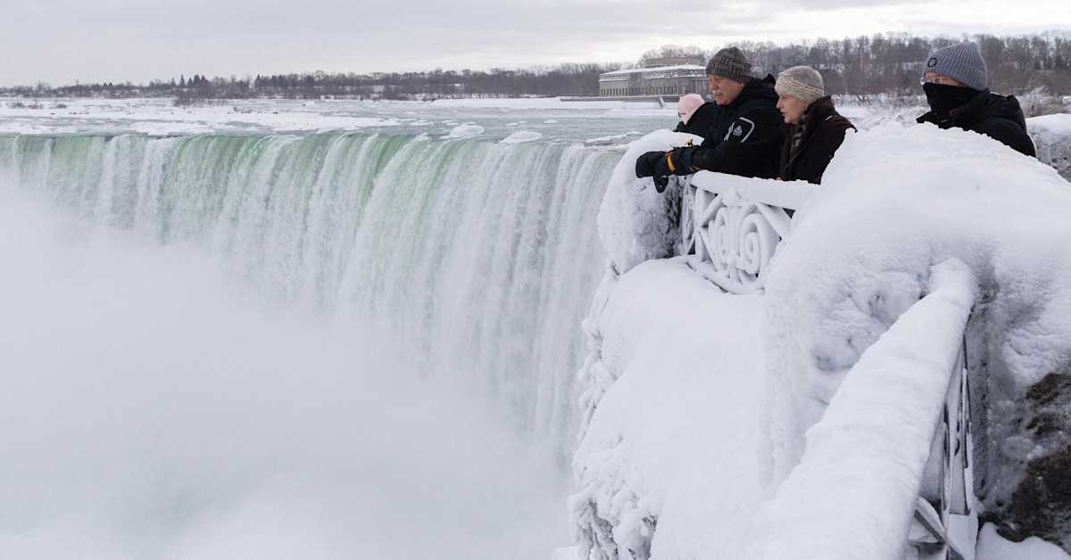 Näin kylmää Pohjois-Amerikassa on: Niagaran putoukset peittyivät jäähän | Ulkomaat