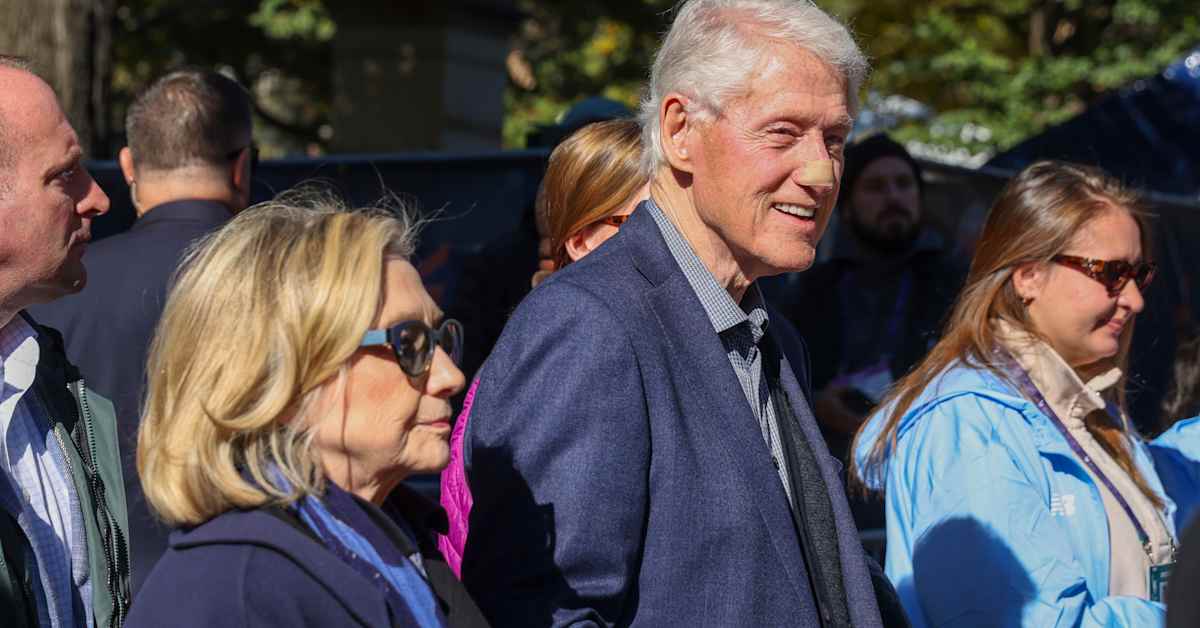 NYT: Clintonit suostuvat todistamaan Epstein-tutkinnassa | Uutisia lyhyesti