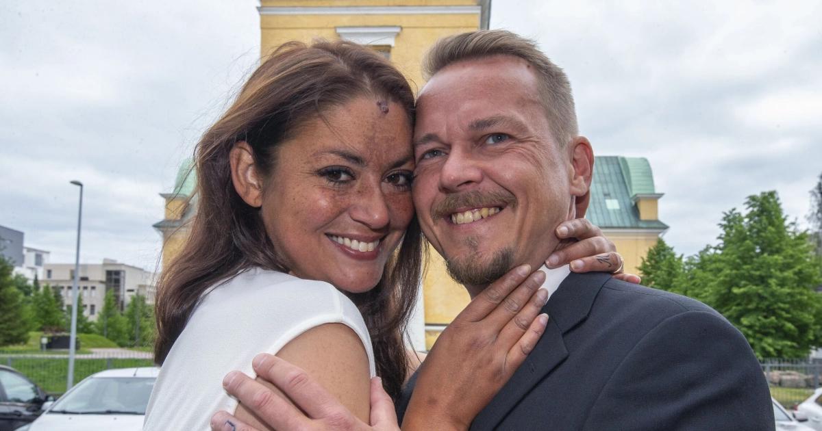 Jasmin Vähäkankaan Instagram-moka ja pelottava hetki vauvan kanssa