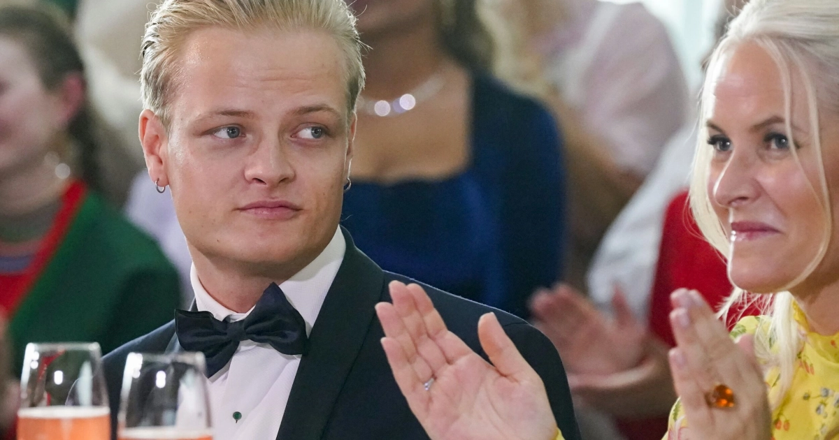 Marius Borg Høiby: Norjan kuninkaallisen perheen bonuspojan rikosoikeudenkäynti ja Mette-Maritin suojeluyritykset