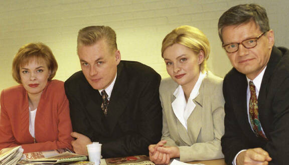 Seija Vaaherkumpu kuului Ylen Aamu-tv:n ensimmäisiin juontajiin Arto Nybergin, Päivi Saharisen ja Seppo Toivosen rinnalla vuodesta 1997 lähtien. Seppo Sarkkinen/YLE.