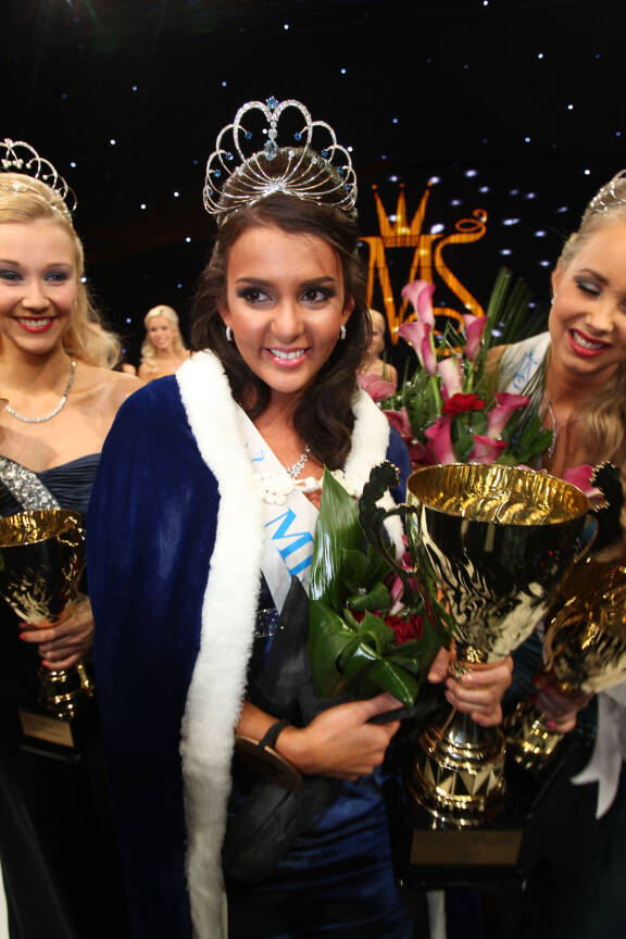 Saran tie yrittäjäksi lähti vuonna 2012, hänen tultua valituksi Miss Suomeksi.
