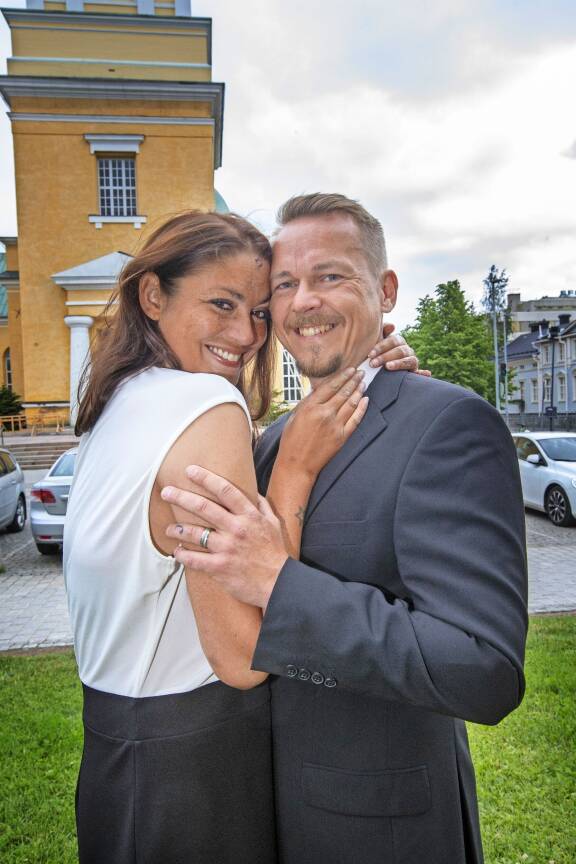 Lääkärit olivat sanoneet, ettei Jasmin voisi saada lapsia. Nyt hän on pienen pojan onnellinen äiti.