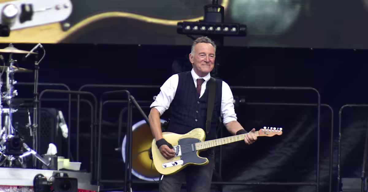 Bruce Springsteen julkaisi Trump-vastaisen kappaleen Minneapolisista - Yle