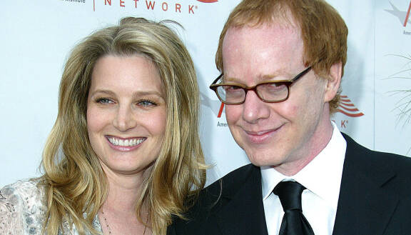 Bridget Fonda ja Danny Elfman vuonna 2003.