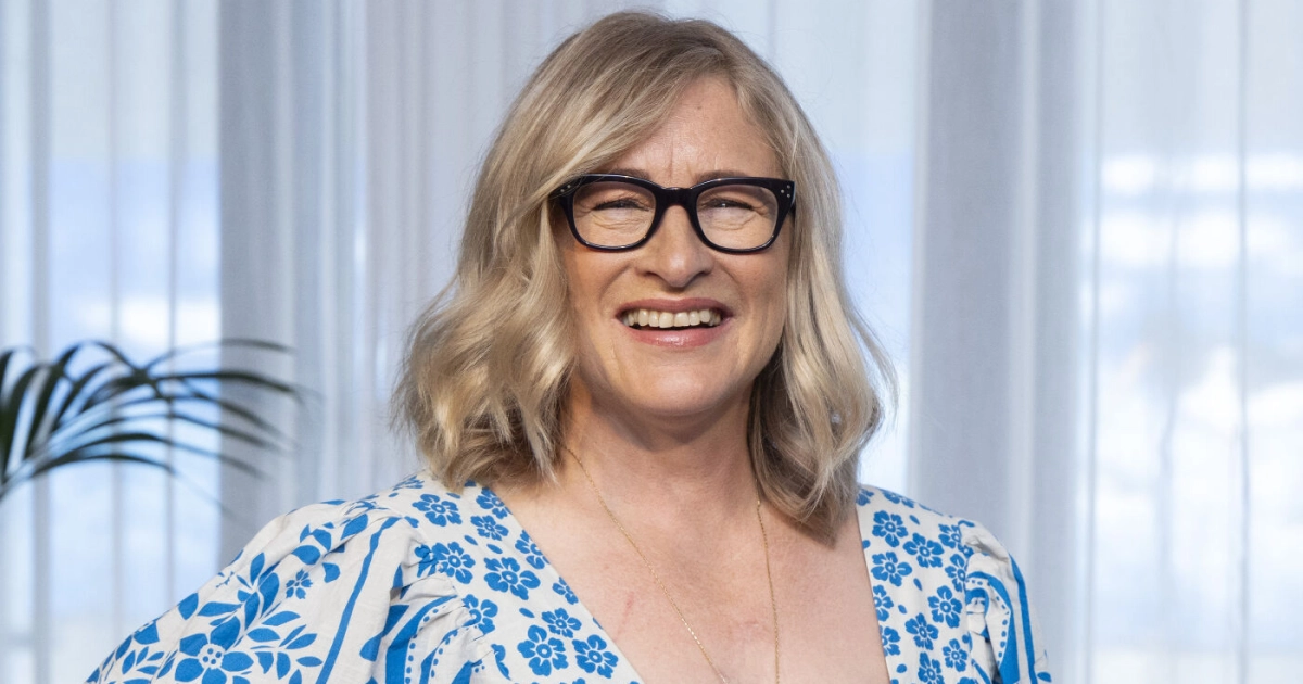 Katja Ståhl paljastaa podcastissa: Julkkismies tuijotti rintoja lakkaamatta