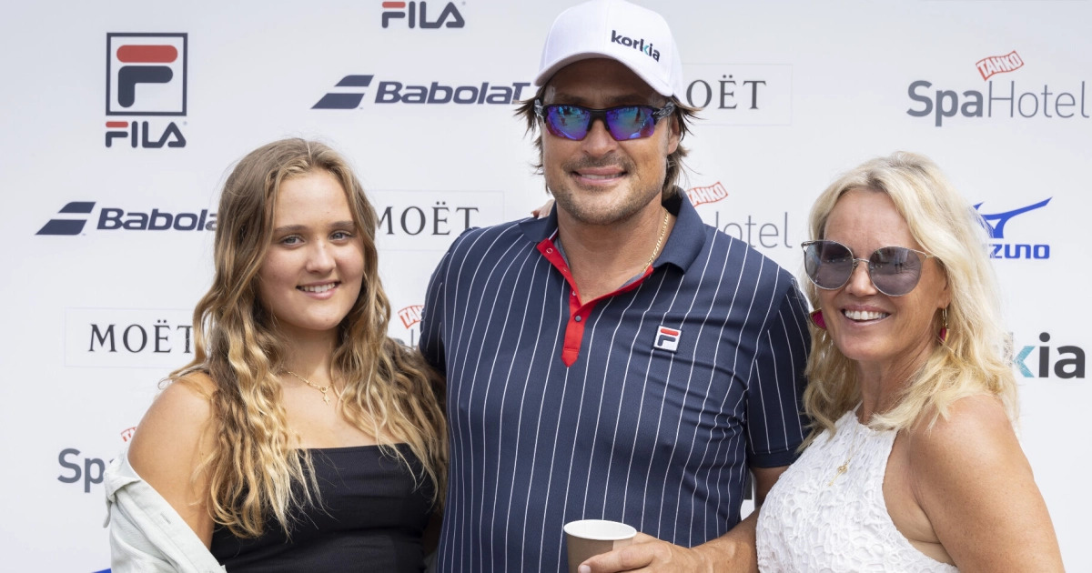 Veera Selänteen surullinen elämänmuutos: Tennishaaveet kariutuivat loukkaantumiseen