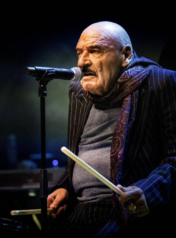 Remu esiintyi viime vuonna musiikkivaikuttaja Gugi Kokljuschkinin muistokonsertissa.