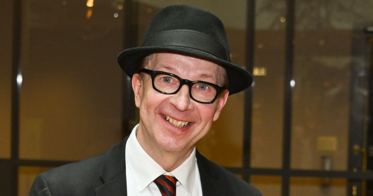 Simo Frangén palaa ruutuun Petolliset-realitysarjassa - avautuu taloustilanteestaan