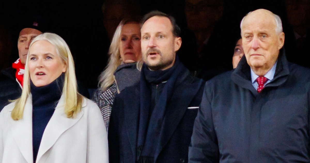 Norjan kuningasperheen skandaali: Kuningas Harald ja kuningatar Sonja etäännyttävät itseään Mette-Maritista