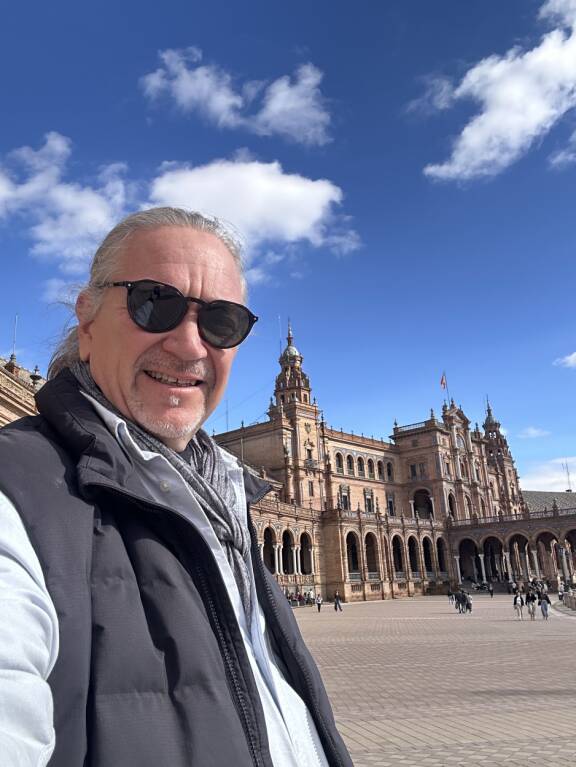 Ville vieraili hiljattain Plaza de España -aukiolla Sevillassa.