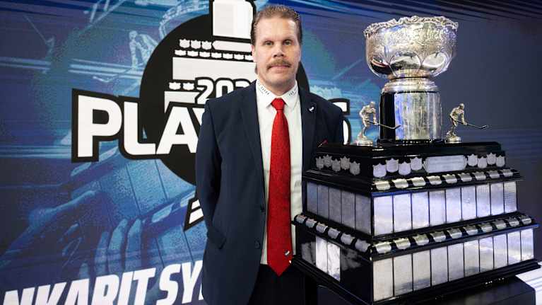 Olli Jokinen valmistautuu pudotuspeleihin.