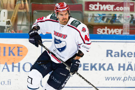 Hannu Pikkarainen HIFK:n paidassa
