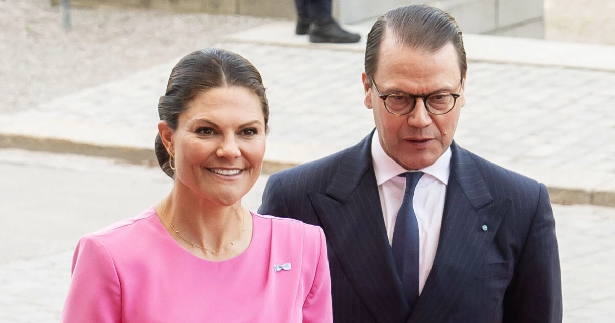 Rojalisti Tony Irving paljastaa: Ruotsin ja Englannin kuninkaalliset vertailussa - ruotsalaiset "eivät normaaleja" ja briteissä kasvaneesta Tonystä he ovat myös hienostuneempia